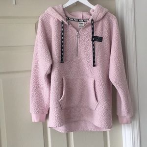 VS PINK SHERPA